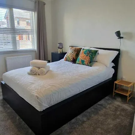펜션 Refurbed Modern & Stylish 3bd - Garden Pets Ok