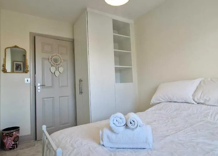 Refurbed Modern & Stylish 3bd - Garden Pets Ok Feriehus Dublin